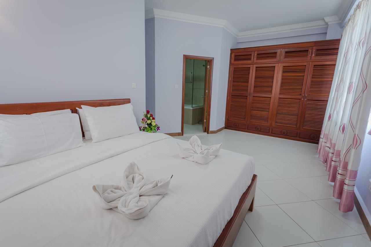 Mekongview 1 Condotel Phnom Penh Bagian luar foto