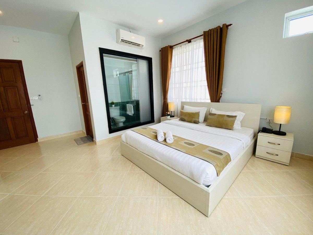 Mekongview 1 Condotel Phnom Penh Bagian luar foto